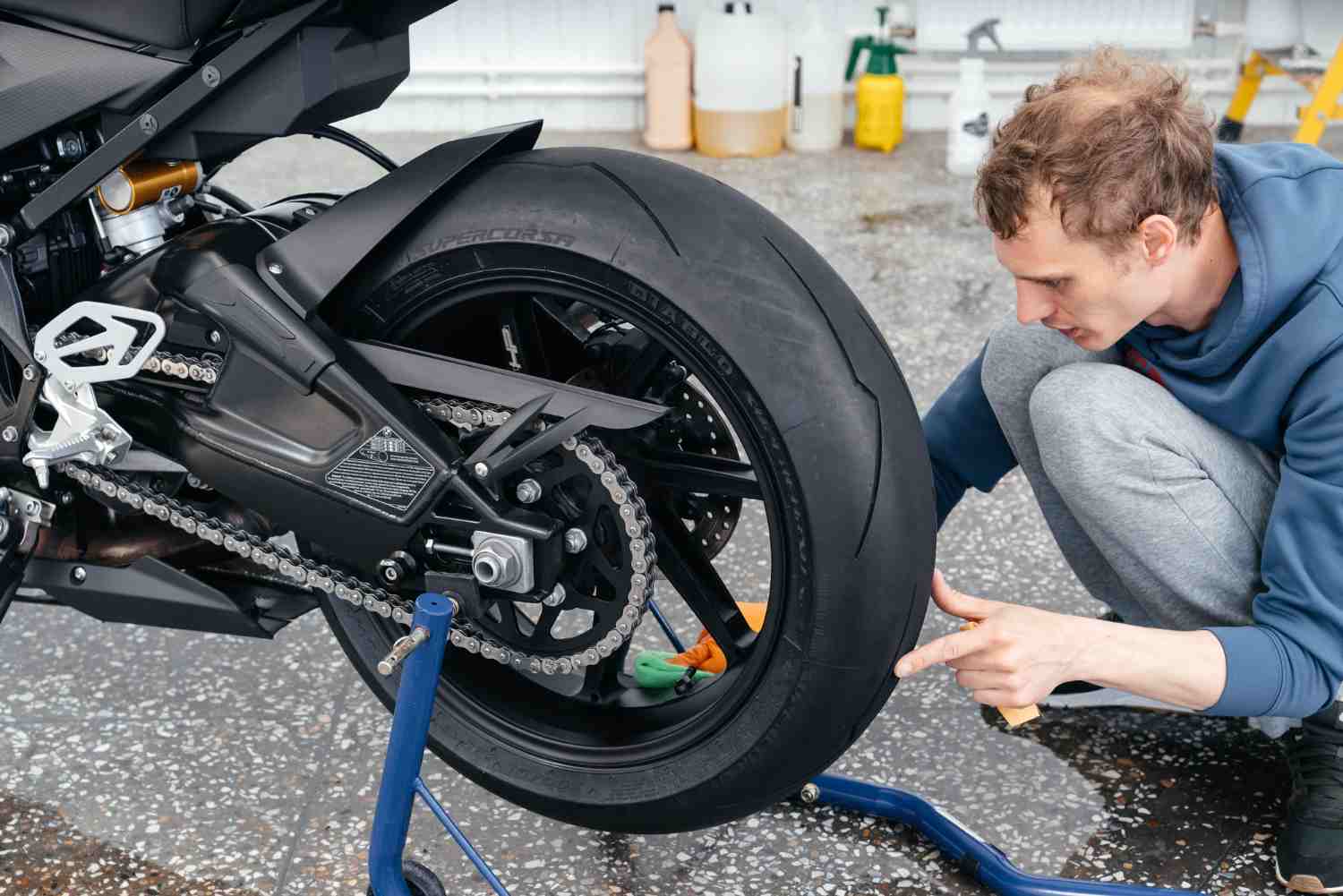 Schimb anvelope moto - ghid pentru &icirc;nlocuirea cauciucurilor,1 - NordicaMoto