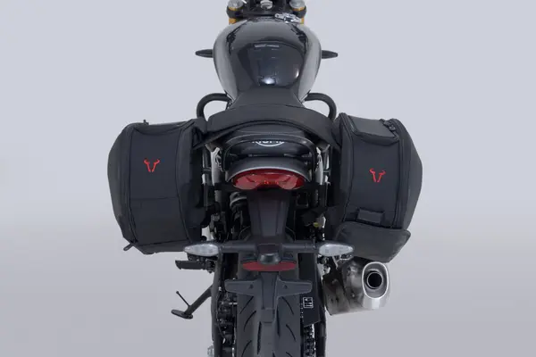 Pro Blaze H Saddlebag Set With Heat Guard Black -1