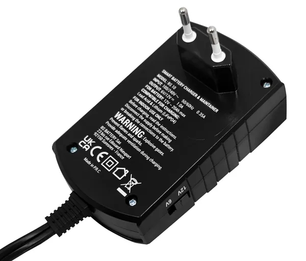 Smart Battery Charger & Maintainer Black-6