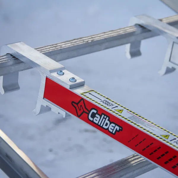 Traction Ladder Black-3