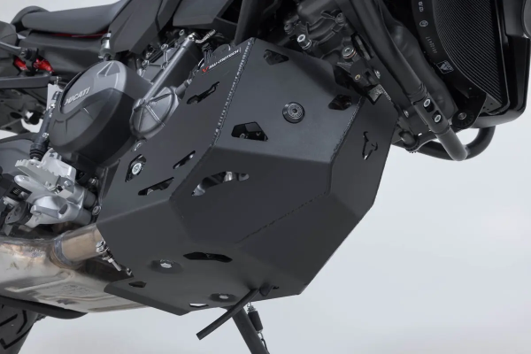 Engine Guard Black -3