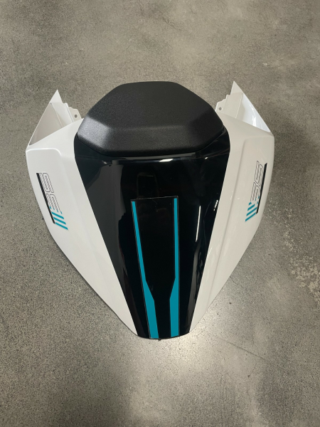 CAPAC ȘA SPATE RACING 450SS – ALB/NEGRU CFMOTO, 1, nordicamoto.ro