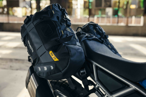 SET GENȚI LATERALE MOTO IMPERMEABILE CFMOTO 450MT (2 BUC) – NEGRU, 3, nordicamoto.ro