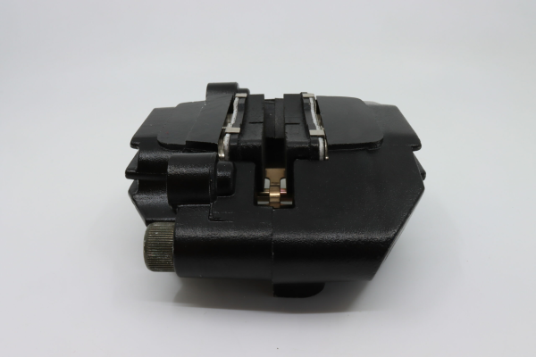 ETRIER FRANA SPATE CENTRAL CF MOTO 400/500/625-0d89d2f87a63351e730c4fe6fa3230b5.webp