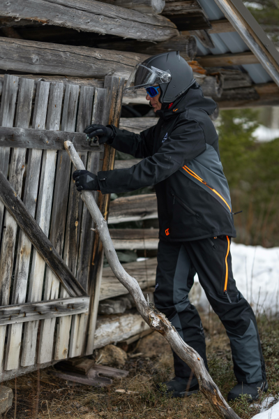 AMOQ Vernal V2 Jacket Black/Orange XS-2