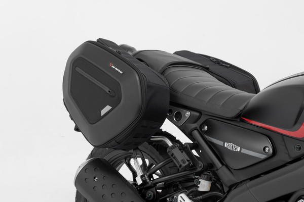 Pro Blaze Saddlebag Set Black-2