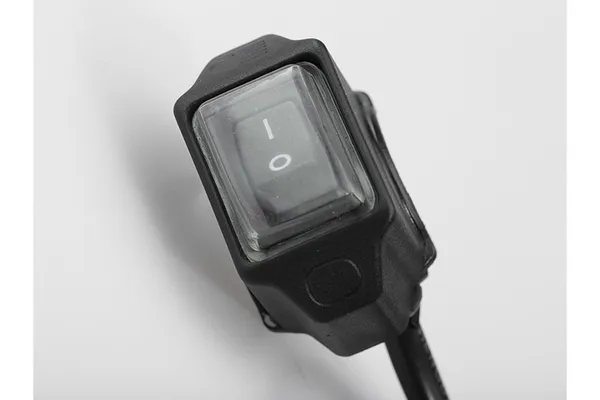 Intrerupator On/Off montaj ghidon rezistenta la apa SW-Motech EMA0010711900-1a42435a93f61959fb2bc5d3ef4557a4.webp