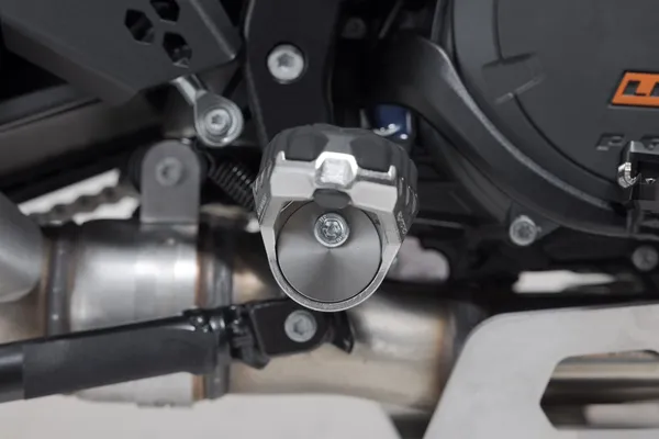 Evolution Footrest Silver-0