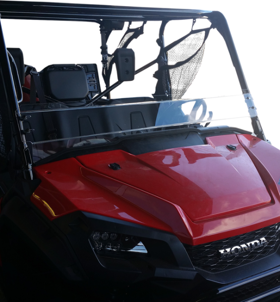 Half Windshield Clear-25cd3c94ef19575bb8b93ccce860cbec.webp