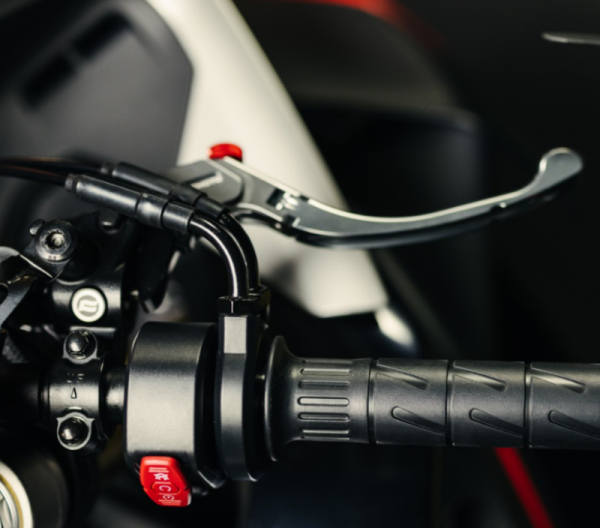 MANETĂ FRÂNĂ MOTO CFMOTO 450NK / 450SR / 450SR-S – TITANIU, 8, nordicamoto.ro