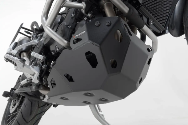 Engine Guard Black-3