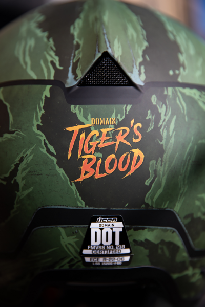 Domain Tiger's Blood Helmet Green -5