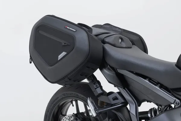 Pro Blaze Saddlebag Set Black -0