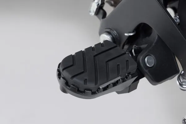 Ion Footrest Black -3