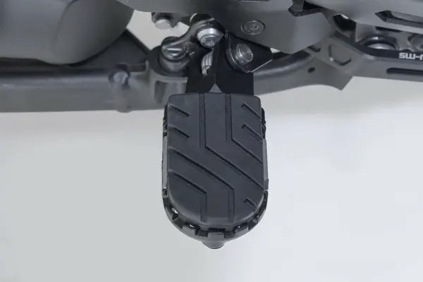 Evo Footrest Kit Black -0