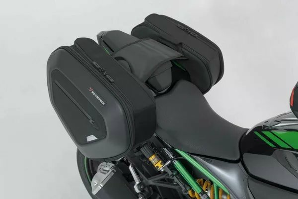 Pro Blaze Saddlebags Black -1