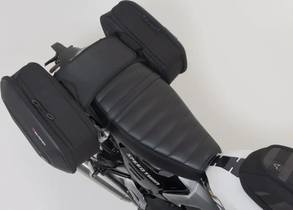 Pro Blaze H Saddlebag Set Black -1