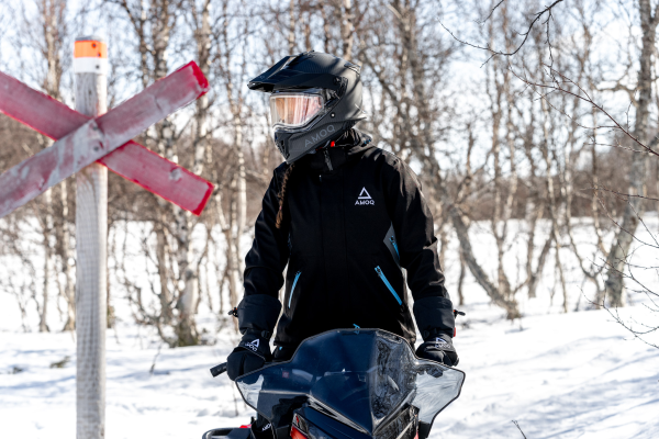 AMOQ Recoil Electric visor Carbon ADV helmet Blackout XS-1