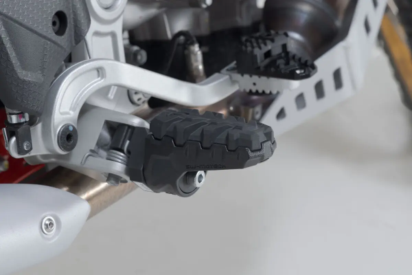 Evo Footrest Kit Stainless Steel -1