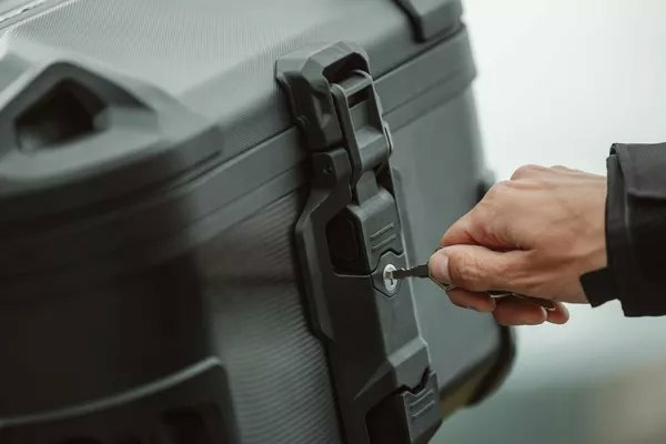DuscHard Case Black -0