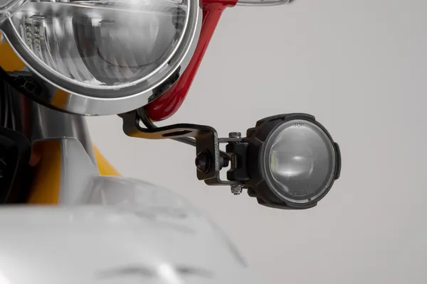 Light Mounts Black-3
