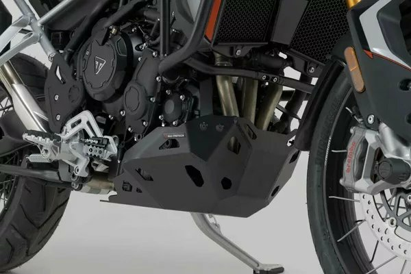Engine Guard Black -6