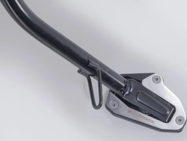 Sidestand Foot Extension Black, Anodized -49fdce0357b5482572b7c988dc4f5cba.webp