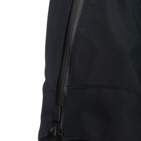 Latitude Jacket Black-10