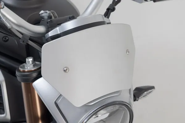 Windscreen Silver -1