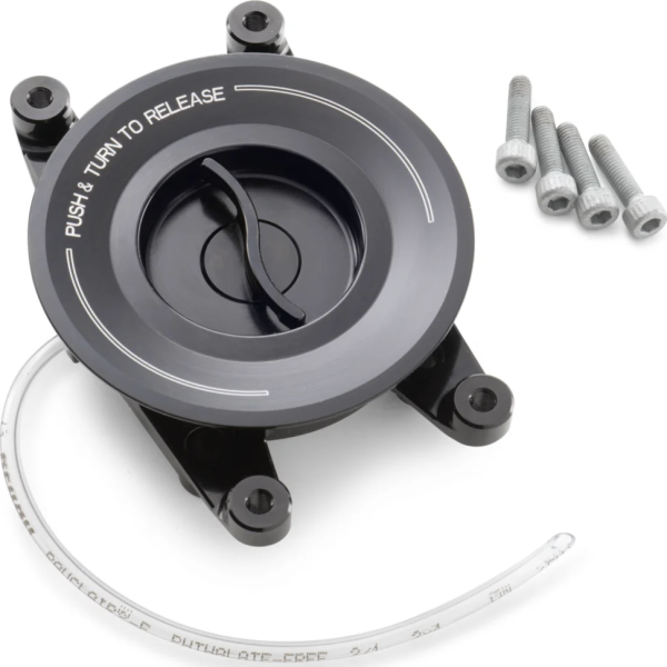 Fuel tank quick lock