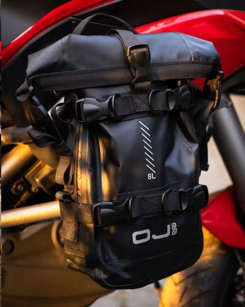 Dry Excursion Engine Guard Bag 8 Liters Black-1