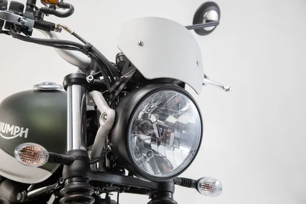 Windscreen Black-5