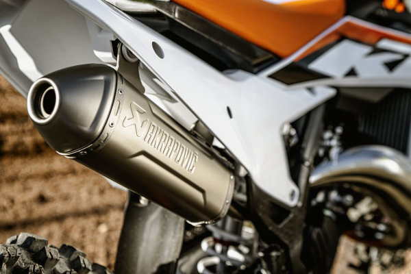 Akrapovic Slip-on Line-0