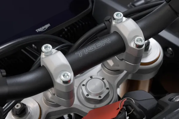 20mm Bar Riser Anodized, Silver -3