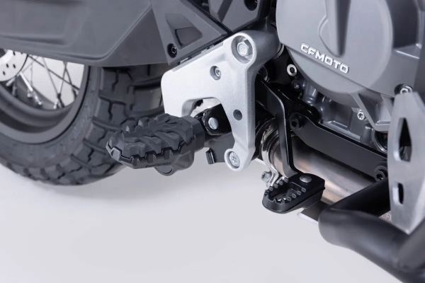 Evo Footrest Kit Black-4