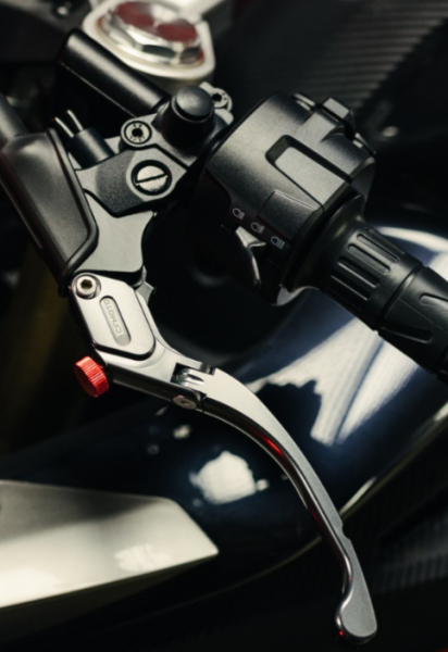 MANETĂ FRÂNĂ MOTO CFMOTO 450NK / 450SR / 450SR-S – TITANIU, 4, nordicamoto.ro