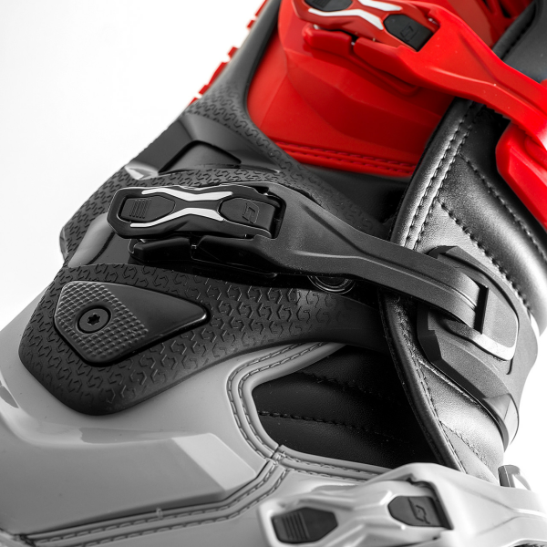 Cizme Gaerne SG 22 GORE-TEX ENDURO Editie Limitata Red/Black/Grey LE-0