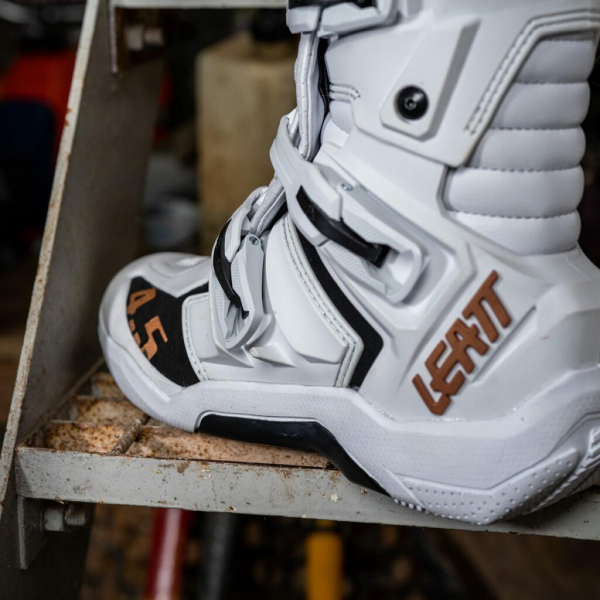 Cizme Leatt 4.5 White/Black/Gold-4