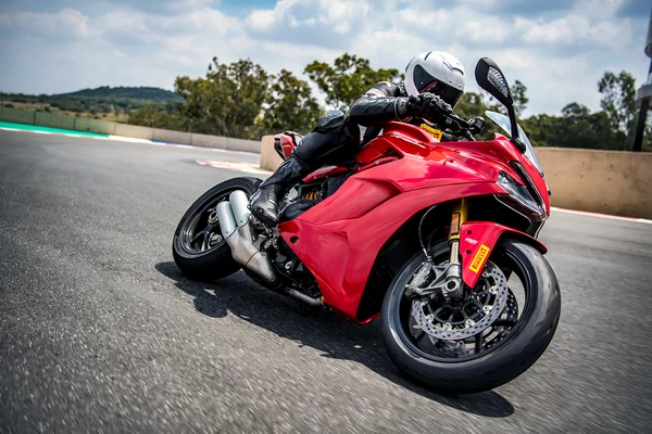Cauciuc 200/55-17 Pirelli Diablo Rosso Corsa II, 2, nordicamoto.ro