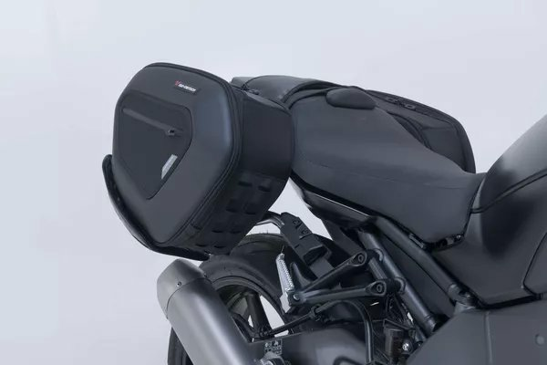 SW-MOTECH Pro Blaze Saddlebag Set Black -7