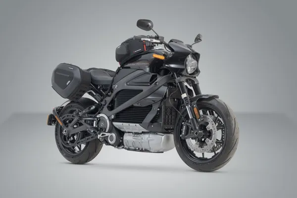 SW-MOTECH Pro Blaze Saddlebag Set Black -1