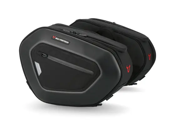 Pro Blaze H Saddlebag Set With Edge Protection Black -6a1f1e02cc29309952d128f27fa22c54.webp