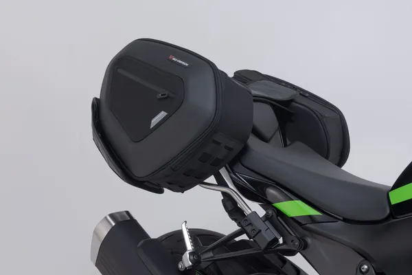 Pro Blaze H Saddlebag Set With Edge Protection & Heat Guard Black -0