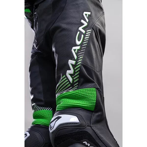 Combinezon de piele 2 piese MACNA ARMADYL 54 Alb/Rosu/Albastru, 2, nordicamoto.ro