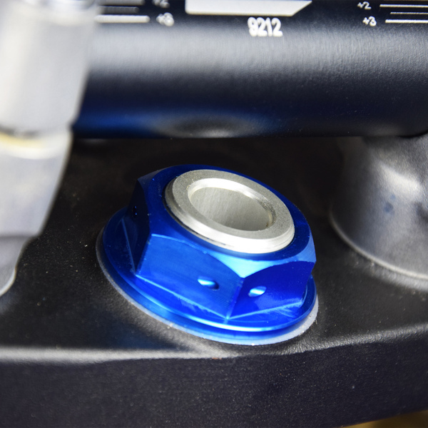 Steering Nut Blue -0