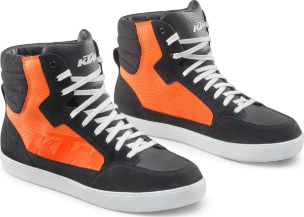 J-6 AIR SHOES-7d2b11df6363575a34cef6ba5e4d5241.webp