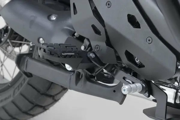Evo Footrest Kit Black -4