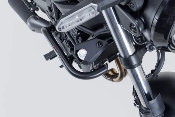 SW-MOTECH Crash Bar Black -2