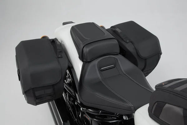 Sistem de genți laterale Legend Gear, negru, 4, nordicamoto.ro