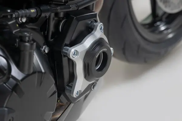 Engine Case Protector Black, Silver -5